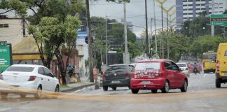 Constantino Nery tem trânsito liberado em um dos trechos da avenida