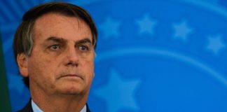 ‘Saúde não é vida? Por que academias estão fechadas?’, pergunta Bolsonaro