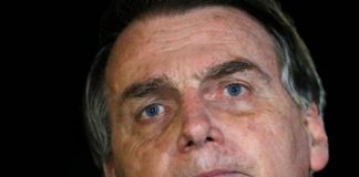 Bolsonaro fala em tomar 'medidas legais' após ações do STF