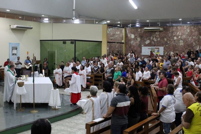 Igrejas católicas no Amazonas reabrem nesta semana com restrições