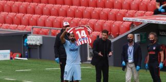 Diego Costa faz homenagem para jogadora que luta contra tumor no cérebro