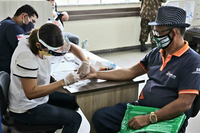 Detran faz teste de Covid-19 nos examinadores para retorno dos exames da categoria B