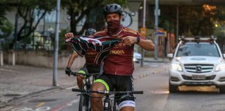 Fred chega ao Fluminense, após percorrer 600 km pedalando desde MG