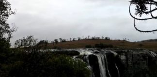 Homem morre ao cair de cachoeira enquanto tentava tirar foto