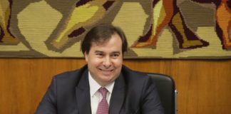 Rodrigo Maia diz que possível ‘quarentena’ imposta a juízes não afetaria Moro