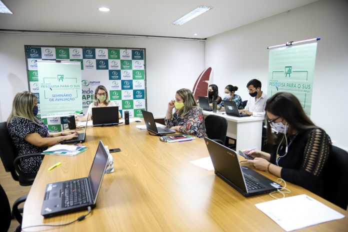 Pesquisas científicas para SUS são apresentadas em Seminário no Am