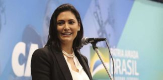 Grupo de hackers vaza dados de Michelle Bolsonaro