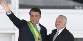 Bolsonaro convida Temer para chefiar missão humanitária no Líbano