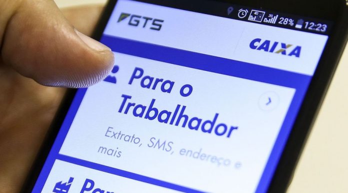 Caixa credita saque emergencial do FGTS para nascidos em agosto