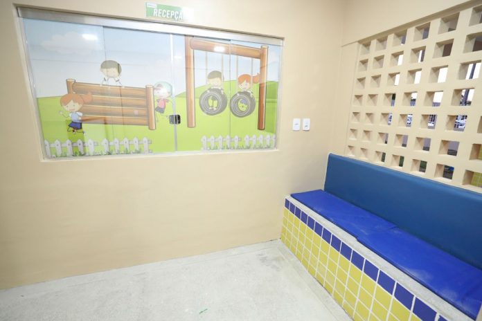 Escola e creche são inauguras no município de Novo Airão