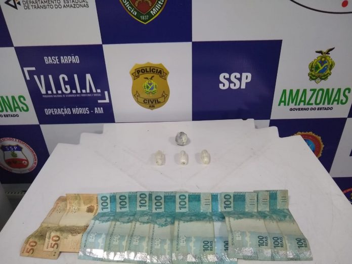 Idosa venezuelana é presa com R$ 4 mil em drogas nas partes íntimas