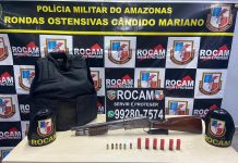 No bairro Compensa, homem é preso com espingarda e granada