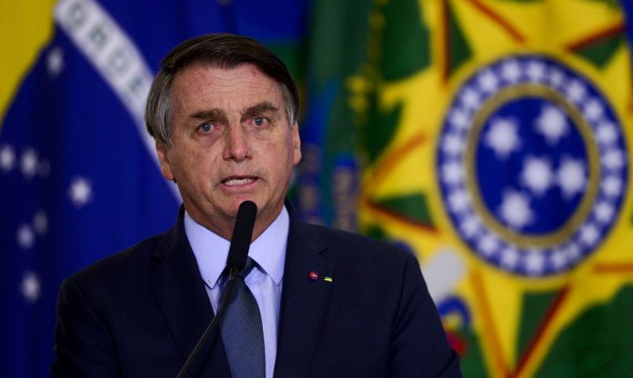 Presidente Jair Bolsonaro faz declaração à imprensa; acompanhe ao vivo