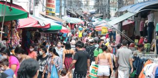 Comerciantes se pronunciam contra decreto e pedem adiamento de fechamento das atividades