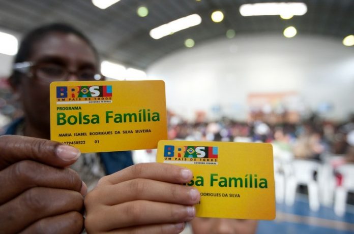 Governo publica regras para cancelar Bolsa Família de doadores em 2020