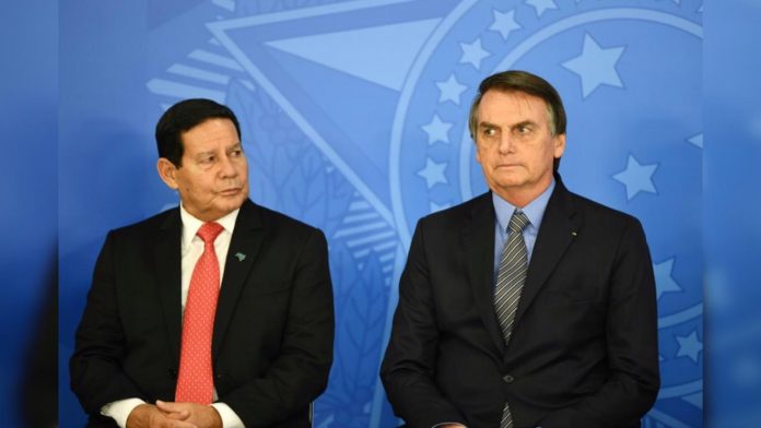 Número de reuniões entre Bolsonaro e Mourão cai pela metade em 2020