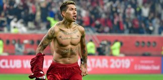 Firmino corre risco de perder posição no Liverpool