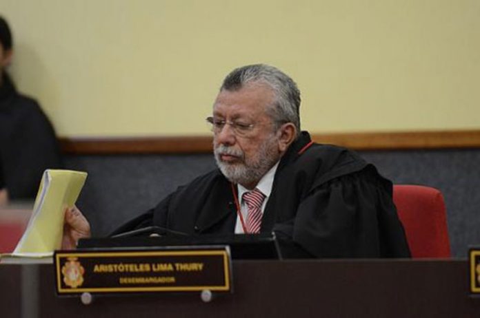 Presidente do TRE-AM, desembargador Aristóteles Thury, morre vítima de covid-19