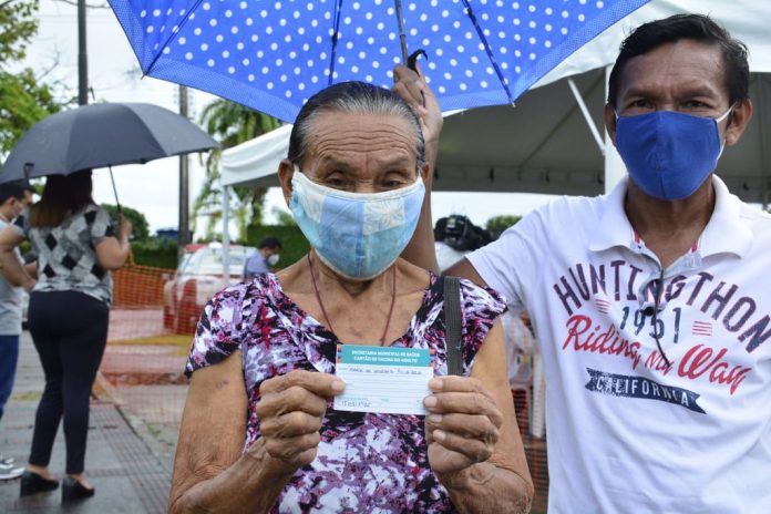 Mais de 153 mil doses de vacina contra covid-19 já foram aplicadas no Amazonas