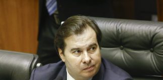 Rodrigo Maia pede ao TSE desfiliação do DEM sem perda de mandato