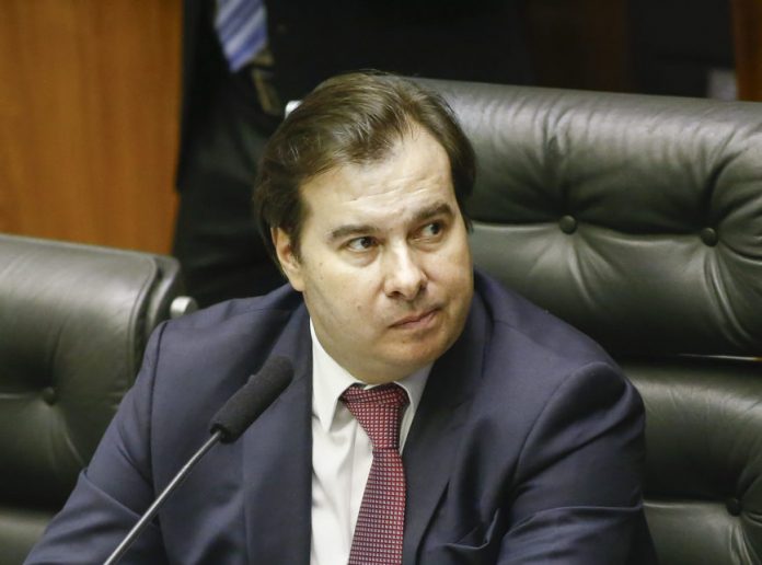 Rodrigo Maia pede ao TSE desfiliação do DEM sem perda de mandato