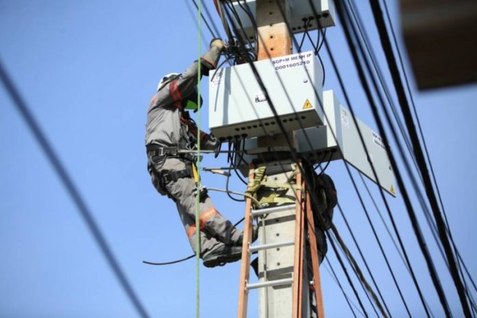 Lei proíbe instalação de novos medidores de energia no Amazonas