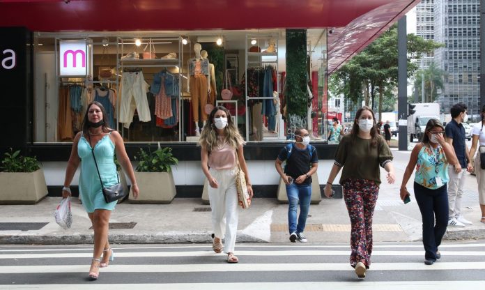 Brasil registra 5.197 casos e 11 mortes por covid-19 em 24 horas