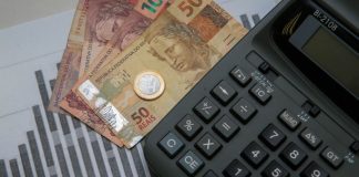 Necessidade de financiamento do governo cai 77,5% em 2021, diz IBGE