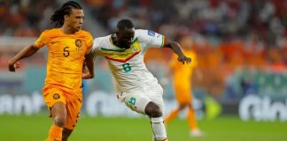 Holanda vence Senegal de 2 a 0 em estreia na Copa