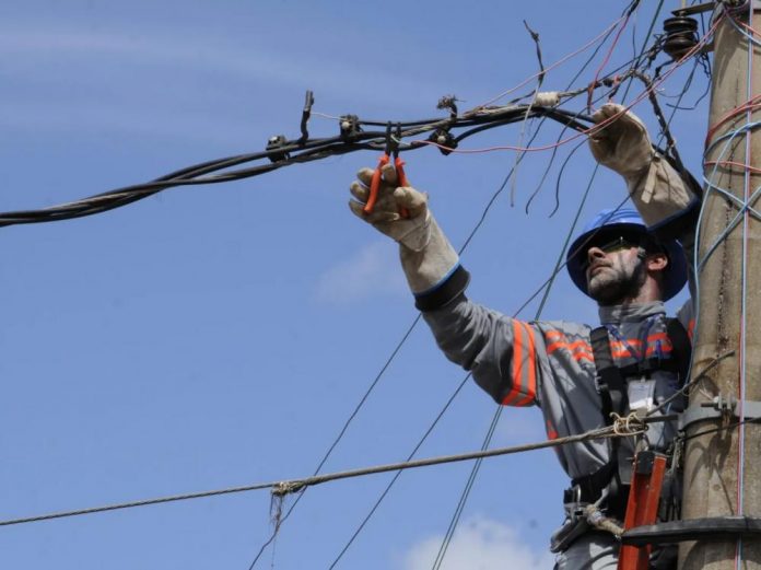 Bairros de Manaus ficam sem energia nesta terça-feira; confira