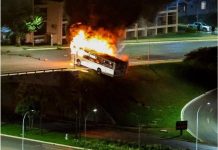 Manifestantes tentam invadir sede da PF e Brasília amanhece com reflexos do vandalismo