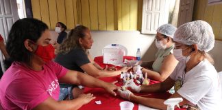 Ônibus da Mulher leva diversos serviços para público feminino em Iranduba