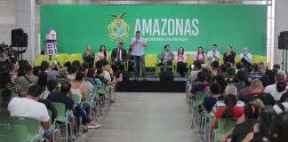 Wilson Lima dá início ao reassentamento de mais 200 famílias da Comunidade da Sharp e Manaus 2000